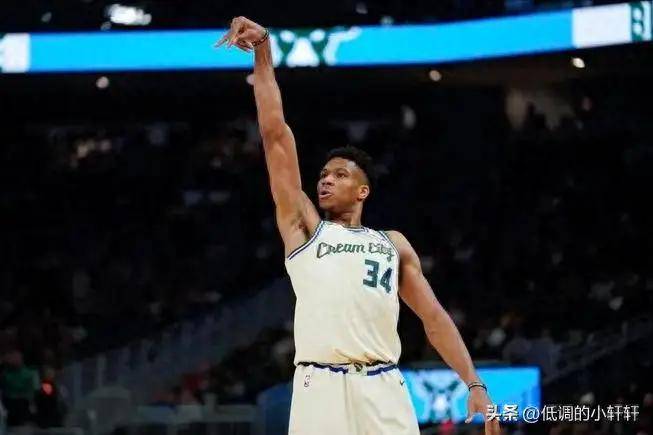 开云体育-字母哥在巴塞罗那比赛中最后时刻胜出，锐不可当引发热议！-开云体育