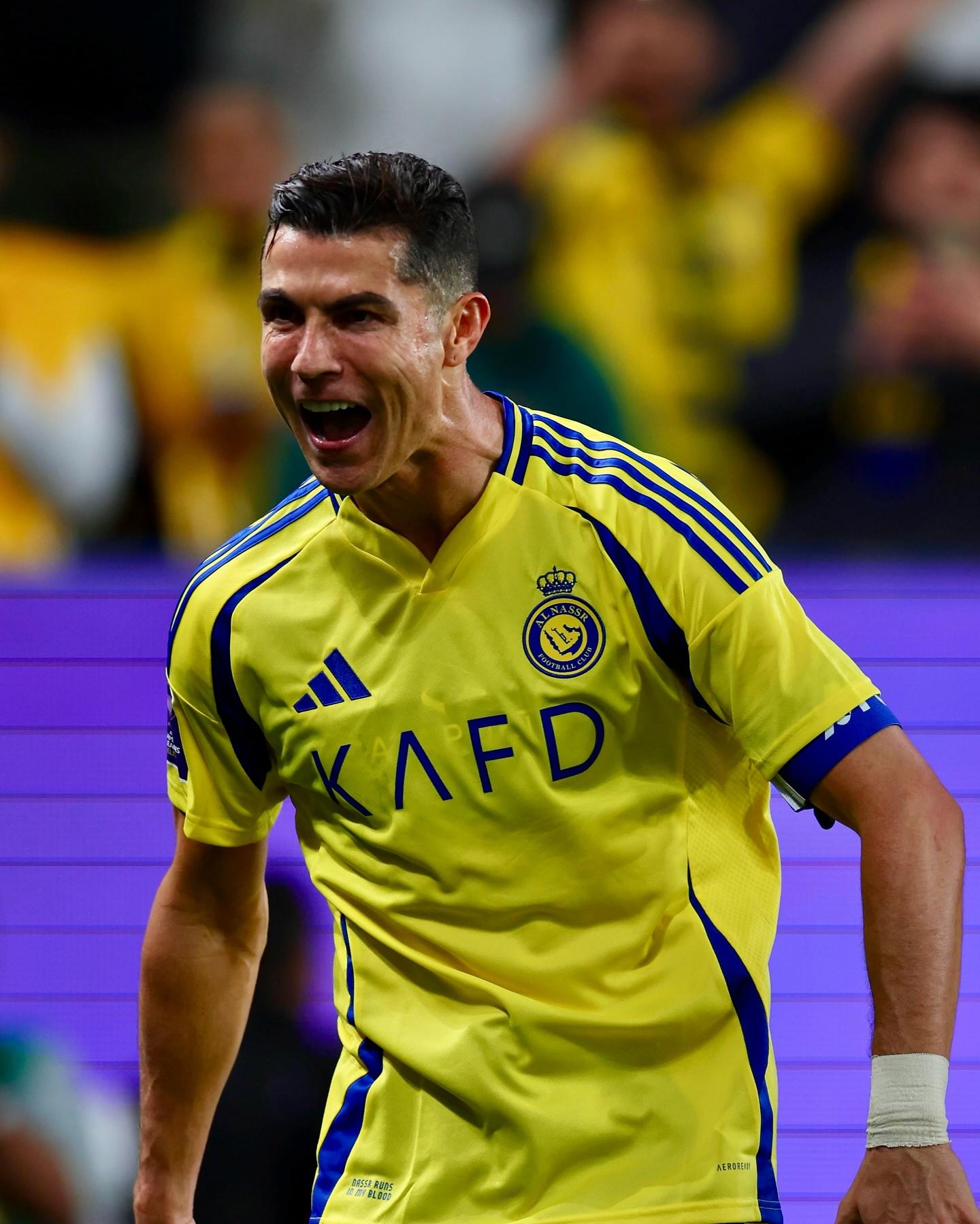 开云-重要助攻引发热议！，C罗在SKT比赛中险胜热度持续攀升-开云