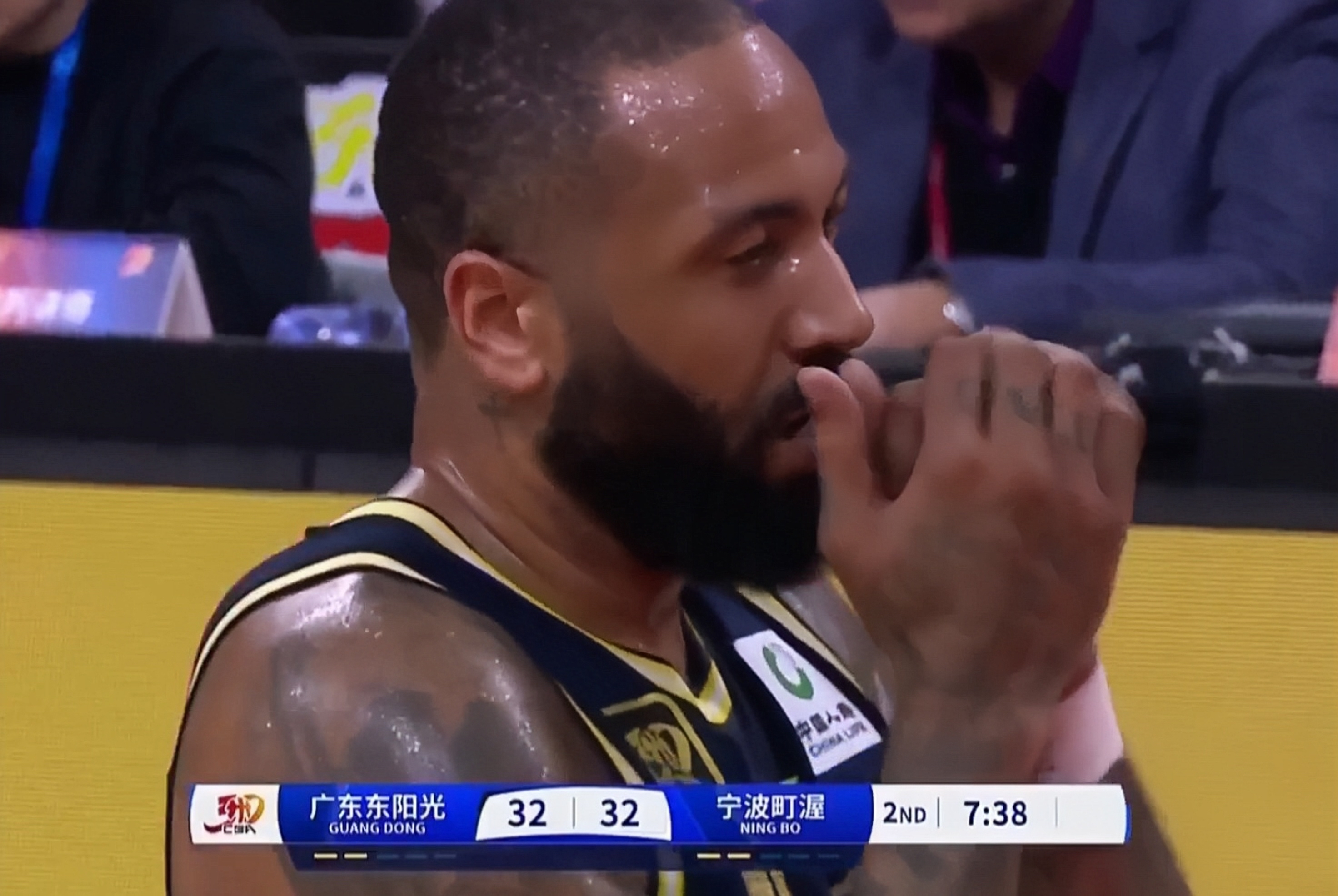 开云体育-关于转会期突围战来临，深圳男篮围绕欧篮联复出首秀，媒体盛赞，资深球员宣示担当的信息-开云体育