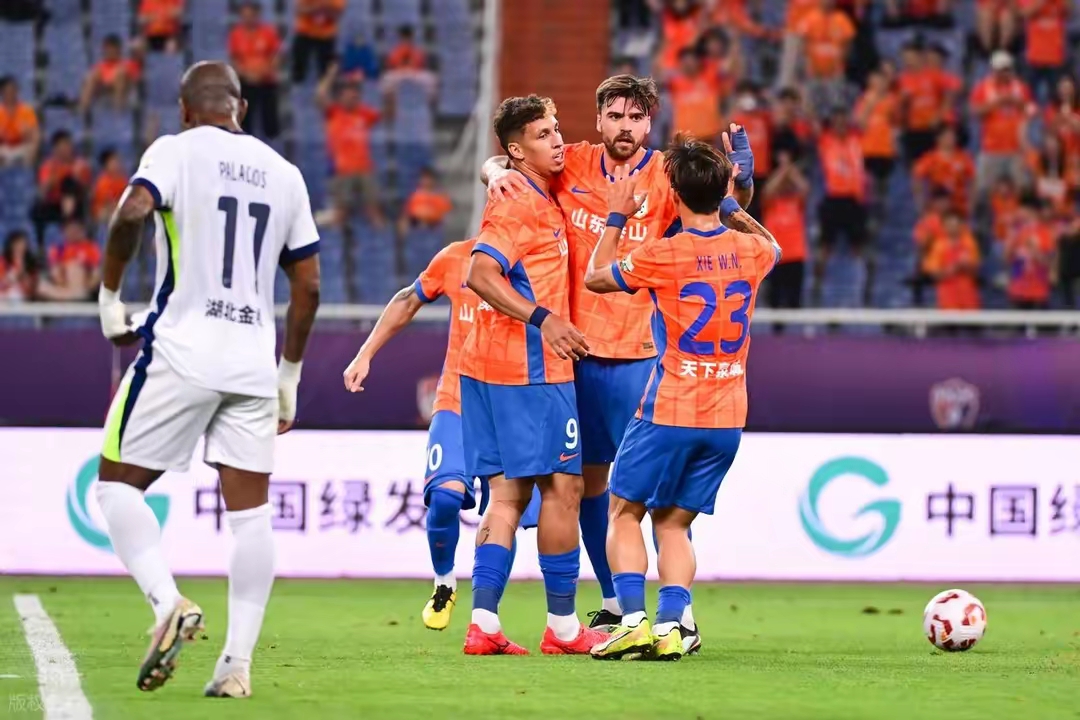 开云平台-关于集结日足总杯传出新动向；辽宁本钢临场应变；管理层表态：信心回归；训练强度明显提升的信息-开云平台